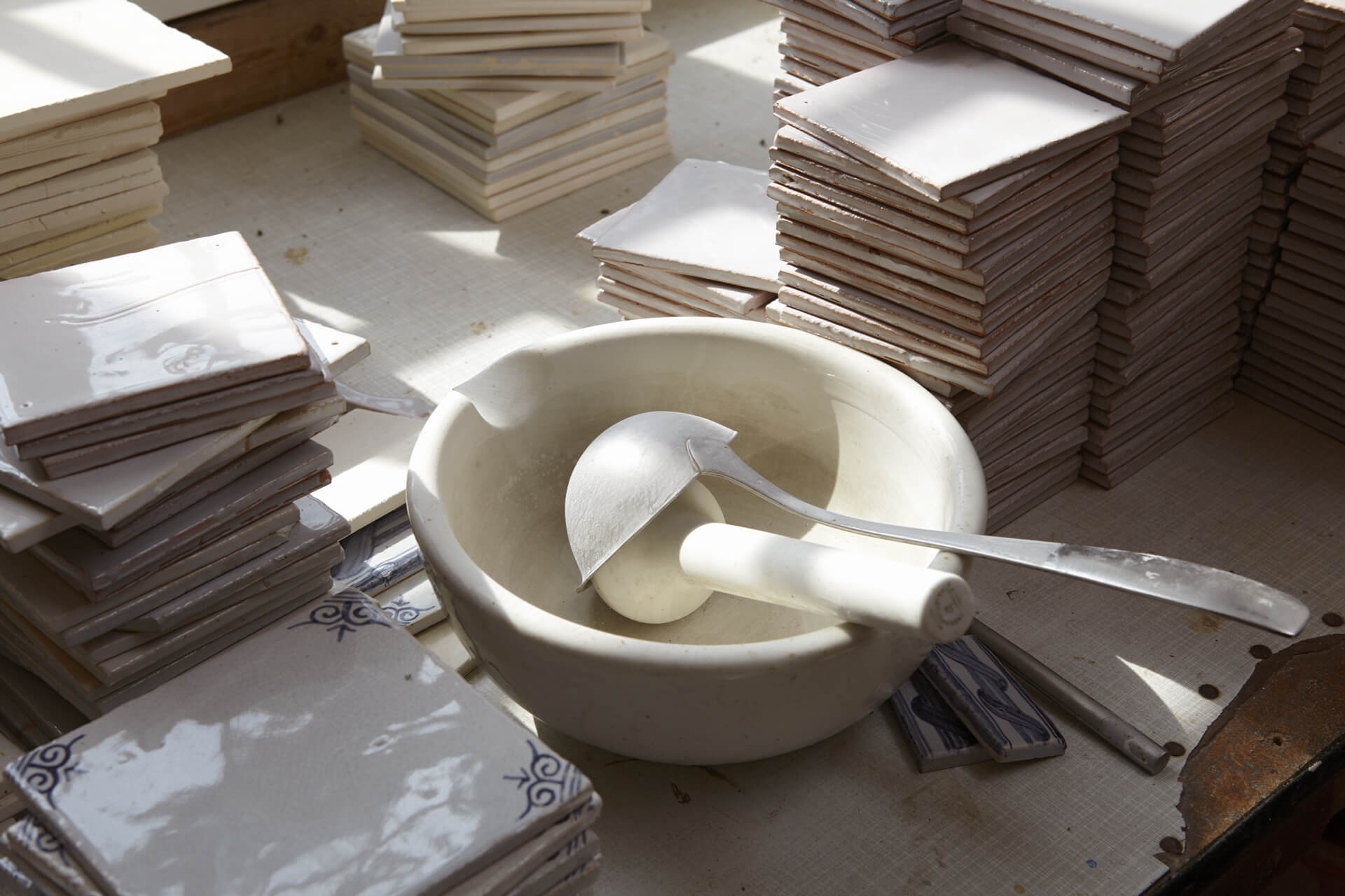 Katja Nitsche fotografiert eine Marschentöpferei für Country